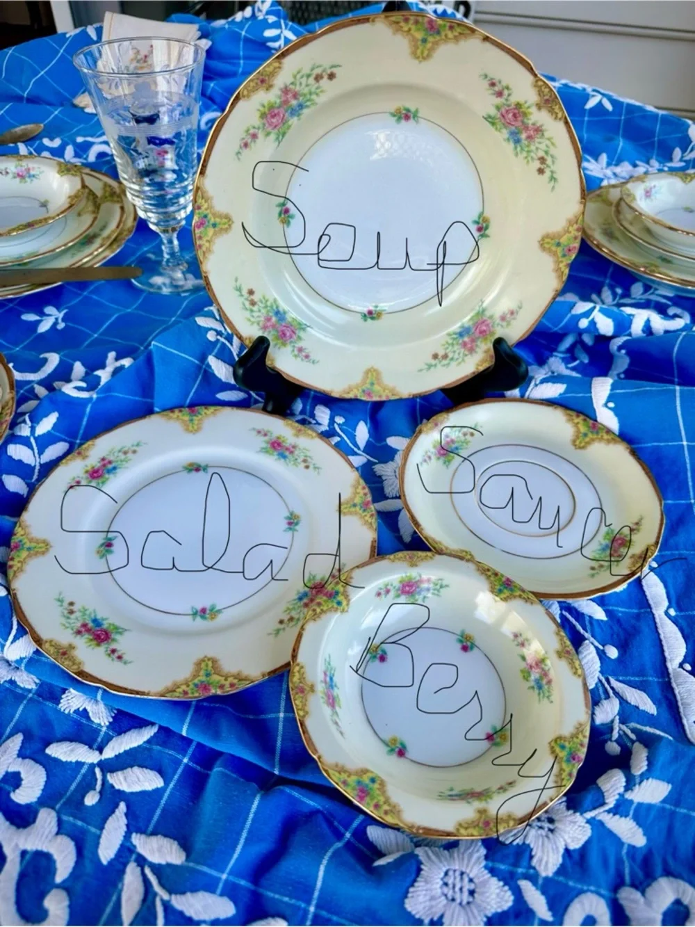 Cottagecore Vintage Romantic China Place Setting Floral Gold Rim Germany